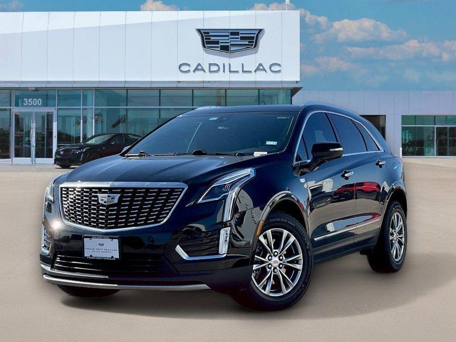 used 2022 Cadillac XT5 car, priced at $32,996