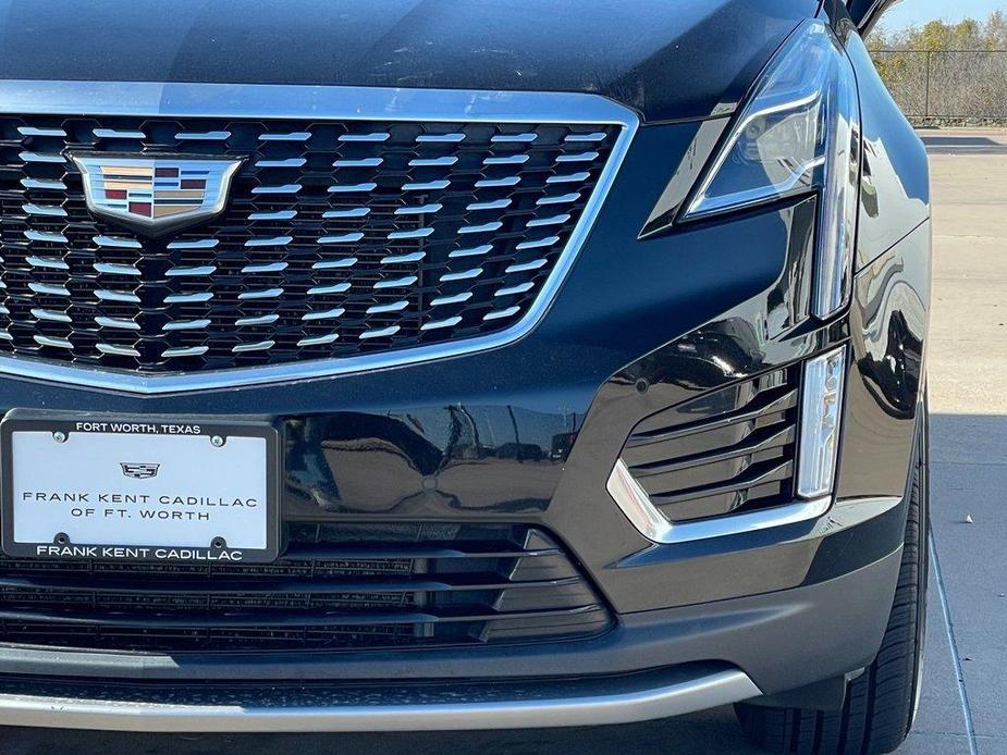 used 2022 Cadillac XT5 car, priced at $32,696