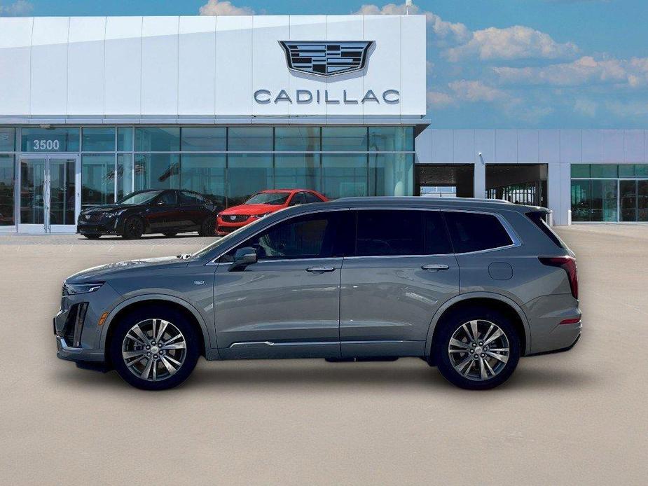 used 2023 Cadillac XT6 car, priced at $40,796