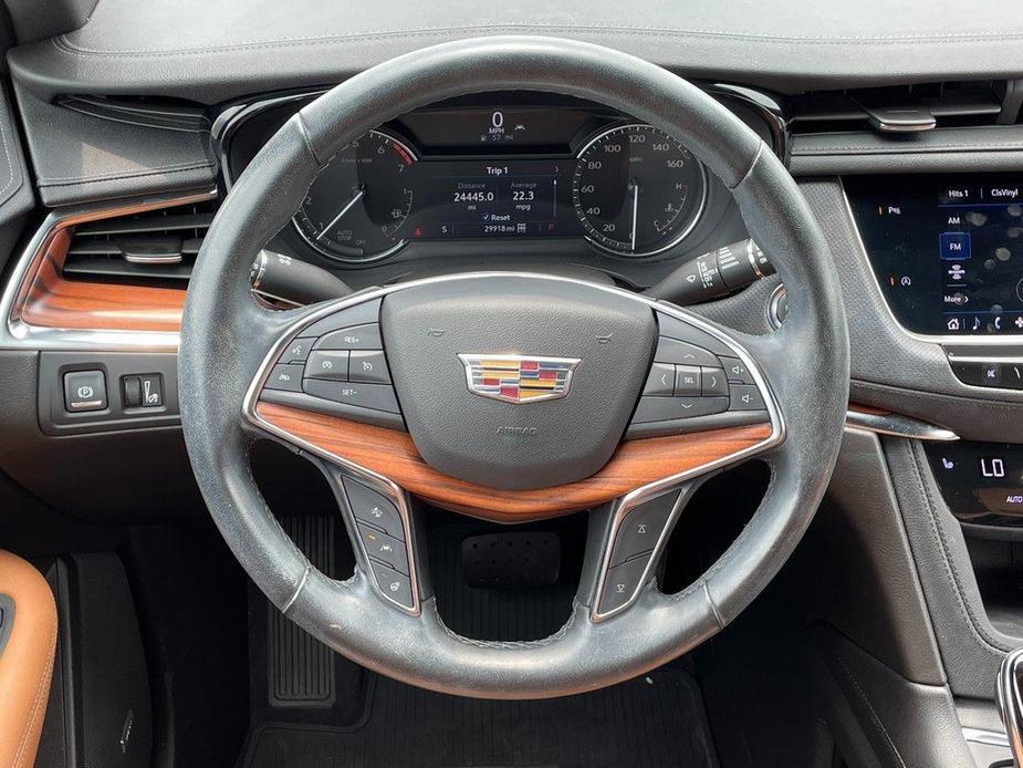 used 2021 Cadillac XT5 car, priced at $31,956