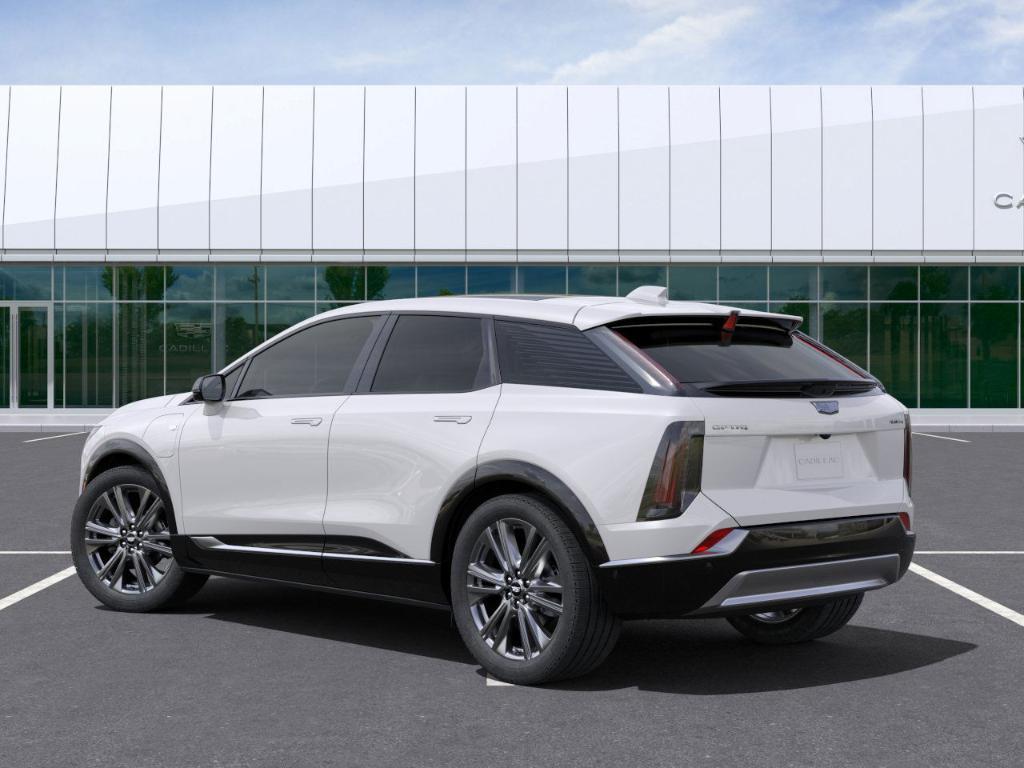 new 2025 Cadillac OPTIQ car, priced at $59,465