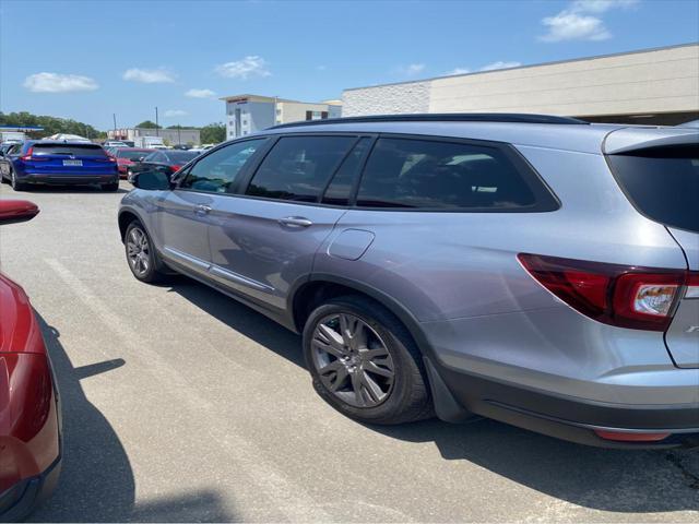 used 2022 Honda Pilot car, priced at $28,555