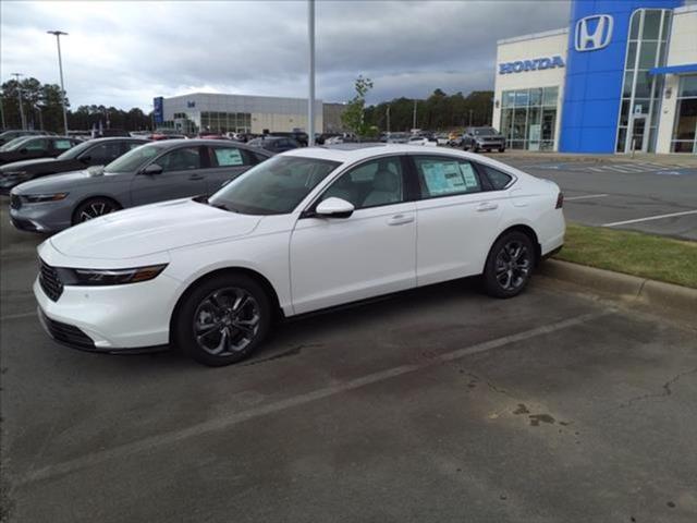 used 2025 Honda Accord Hybrid car, priced at $33,888