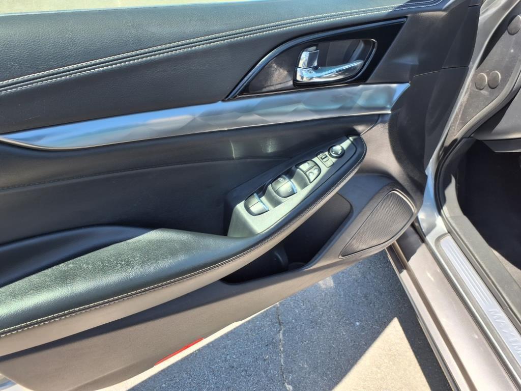 used 2023 Nissan Maxima car, priced at $25,888