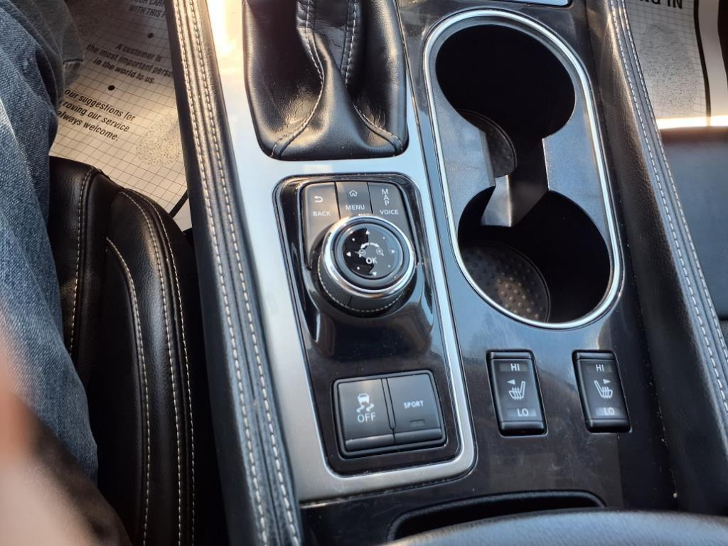 used 2023 Nissan Maxima car, priced at $25,888