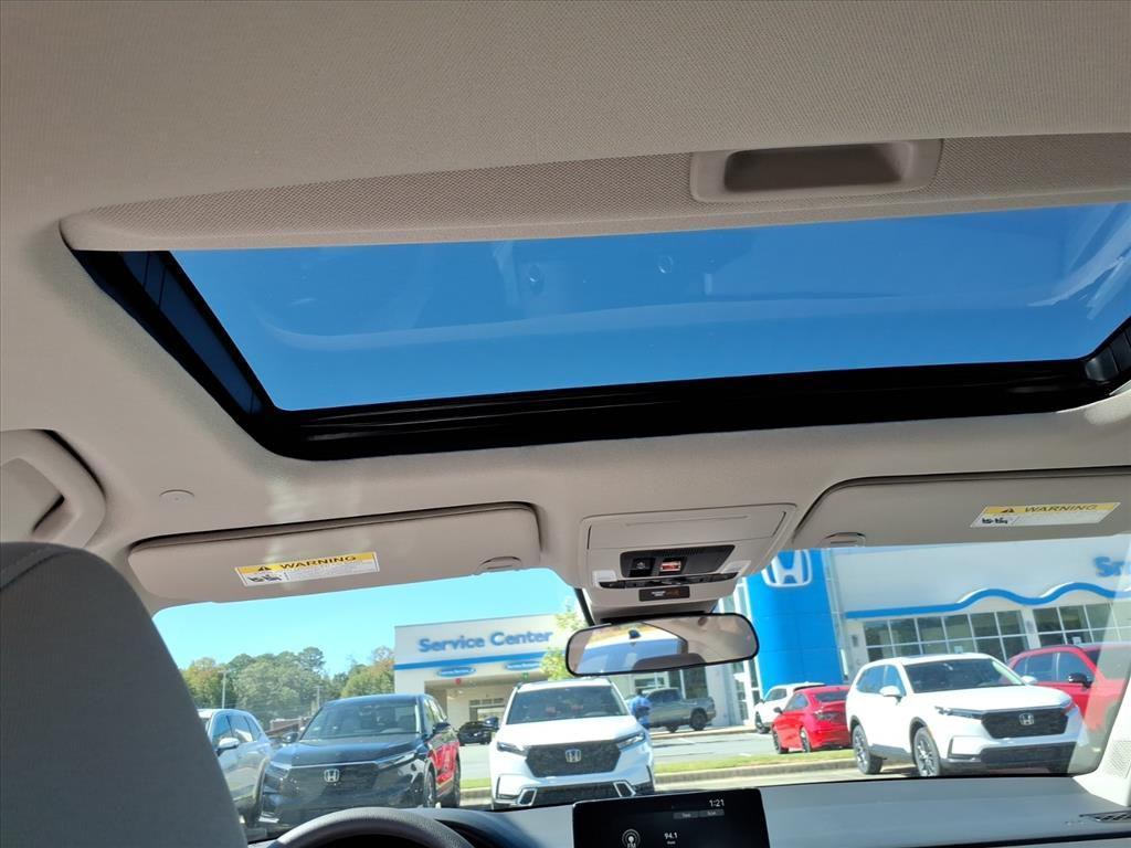 new 2025 Honda Accord car, priced at $31,380