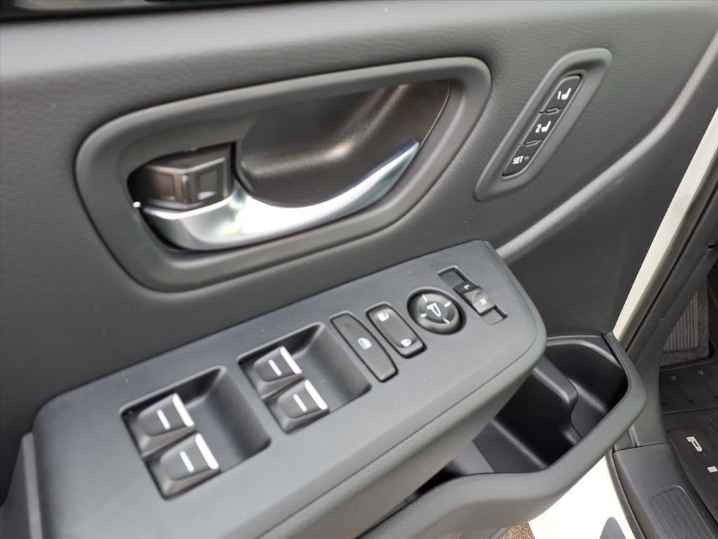 new 2025 Honda Pilot car, priced at $48,280