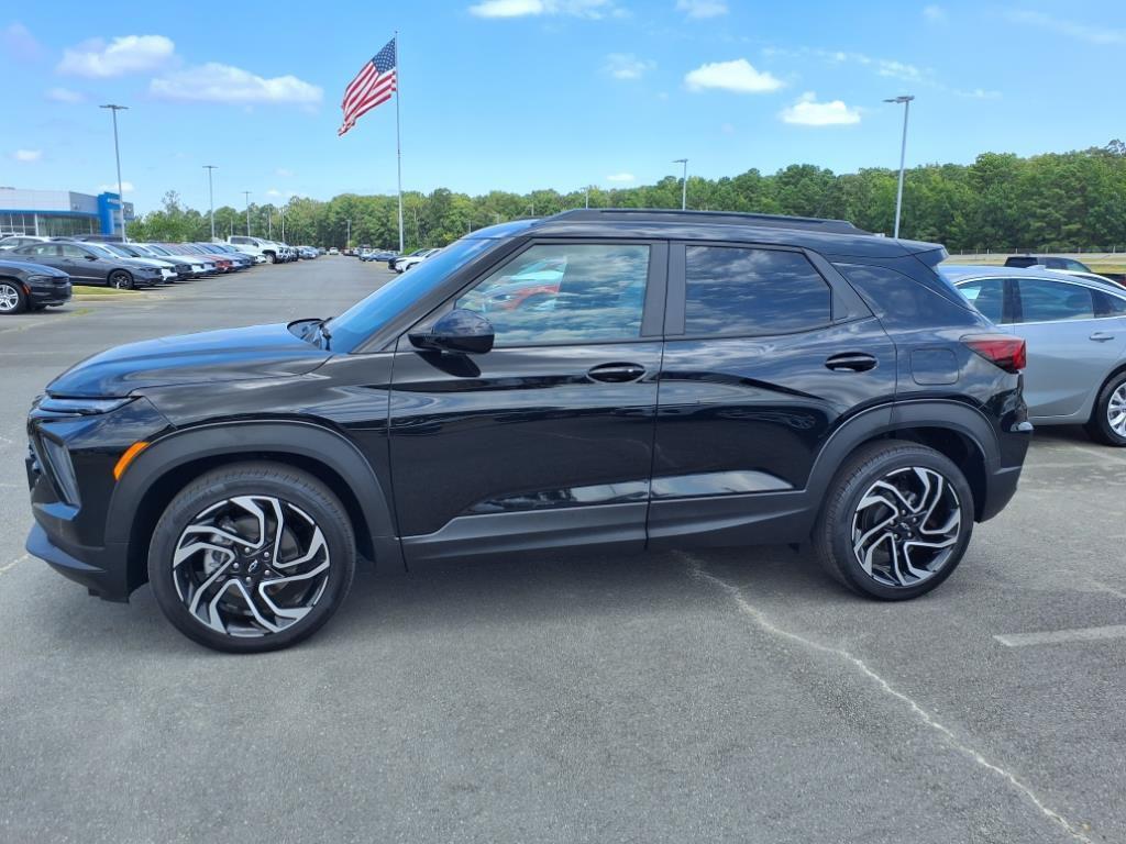 used 2024 Chevrolet TrailBlazer car, priced at $25,888