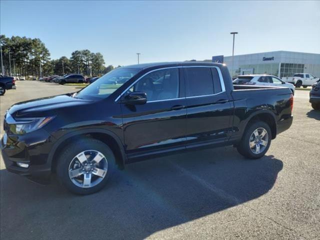 new 2025 Honda Ridgeline car, priced at $42,041