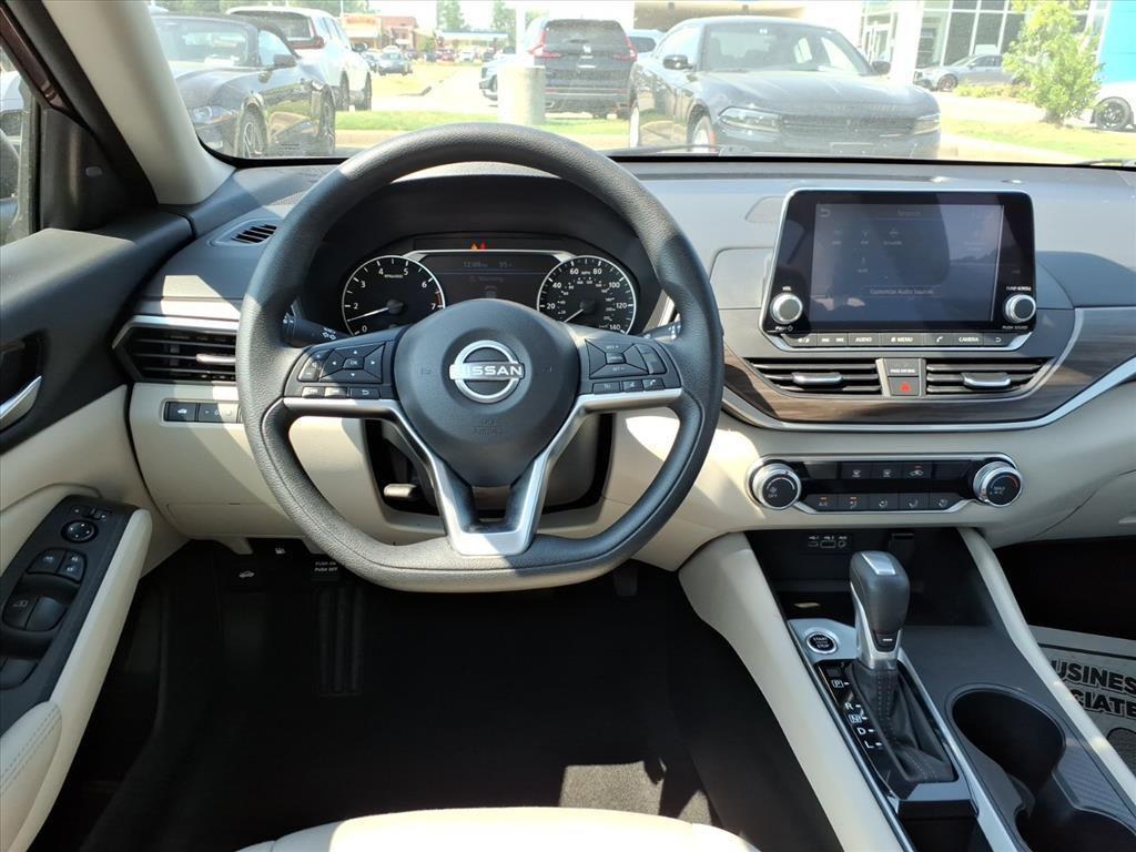 used 2025 Nissan Altima car, priced at $23,888