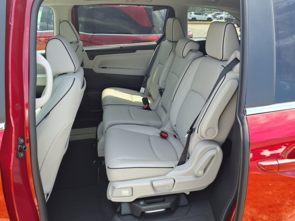 new 2026 Honda Odyssey car, priced at $49,445