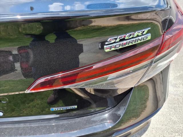 new 2025 Honda Civic Hybrid car, priced at $33,100