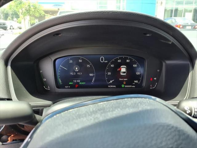 new 2025 Honda Civic Hybrid car, priced at $33,100