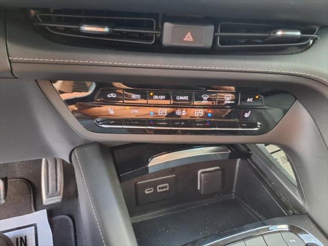 used 2023 Buick Envision car, priced at $26,888