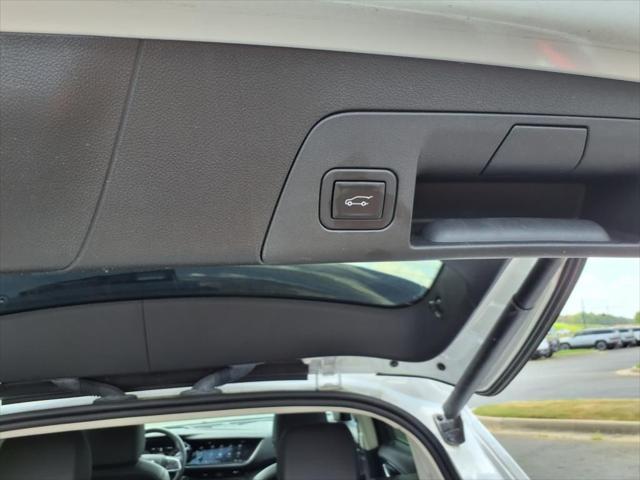 used 2023 Buick Envision car, priced at $26,888