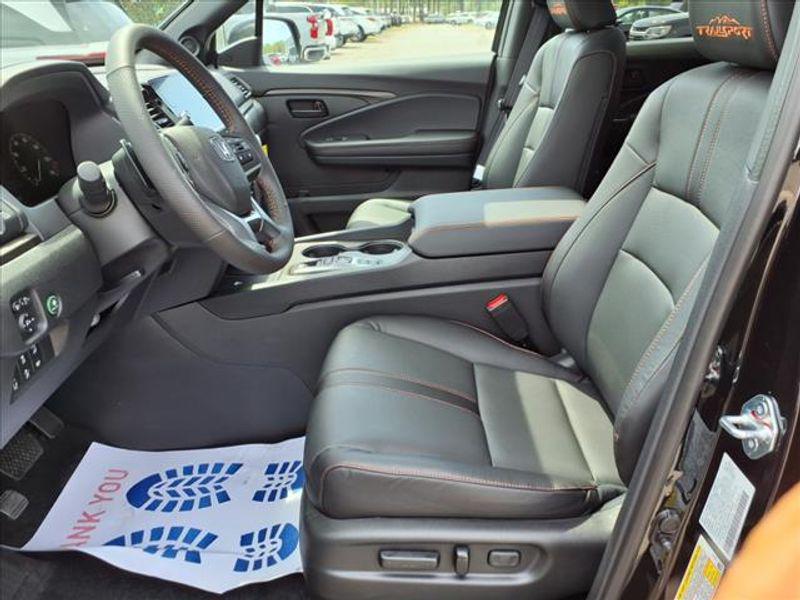 new 2025 Honda Ridgeline car, priced at $44,117