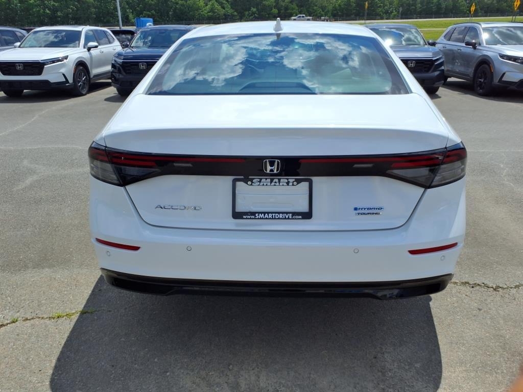 new 2025 Honda Accord Hybrid car, priced at $38,152