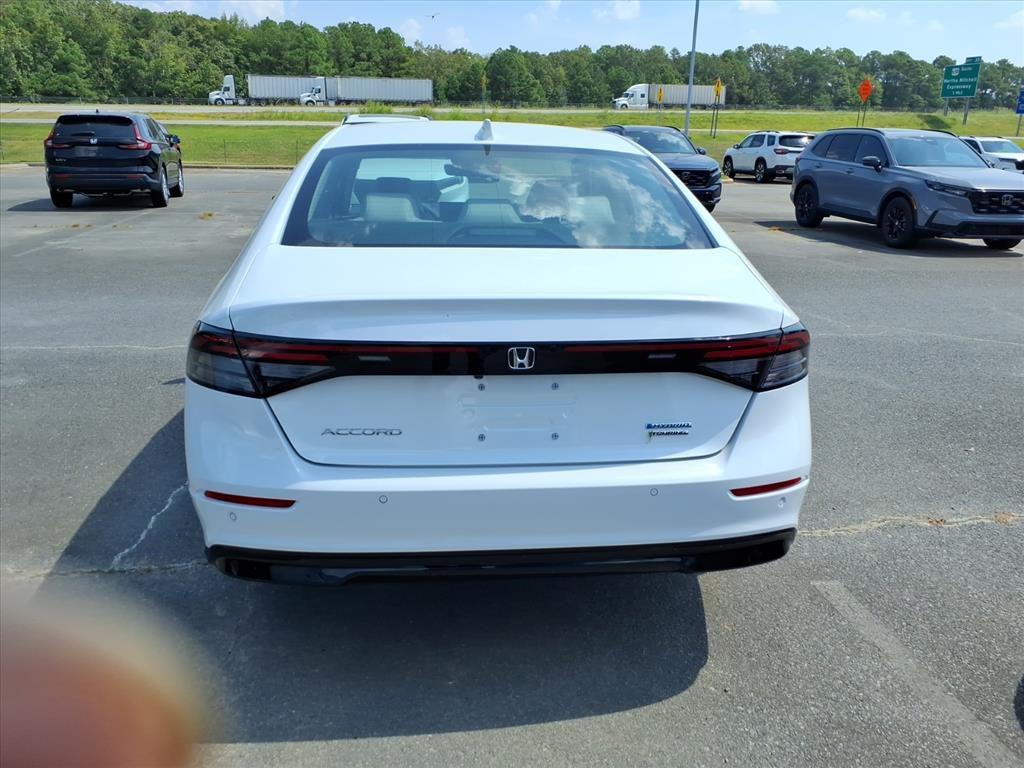 new 2025 Honda Accord Hybrid car, priced at $40,905