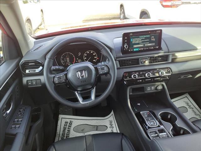 new 2025 Honda Pilot car, priced at $49,405