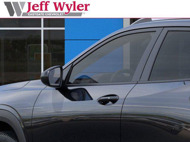 new 2025 Chevrolet Trax car, priced at $27,835