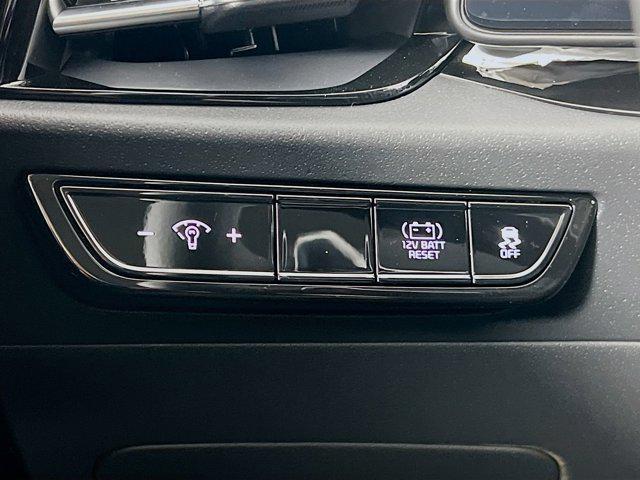 new 2025 Kia Niro car, priced at $30,267