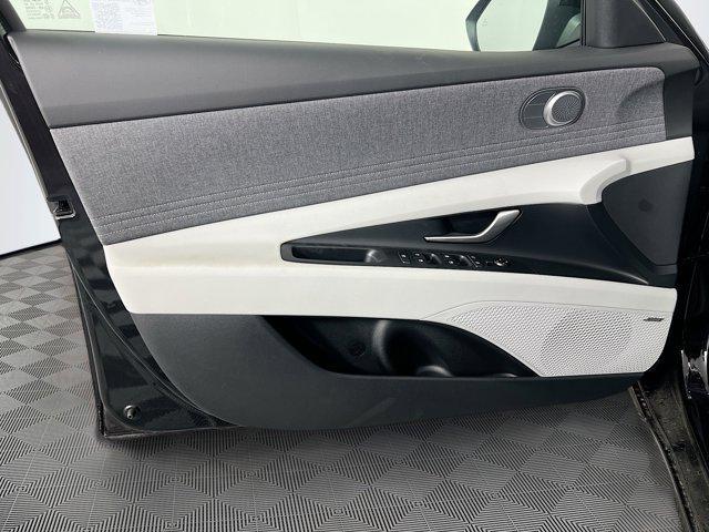 new 2025 Hyundai Elantra car, priced at $30,920