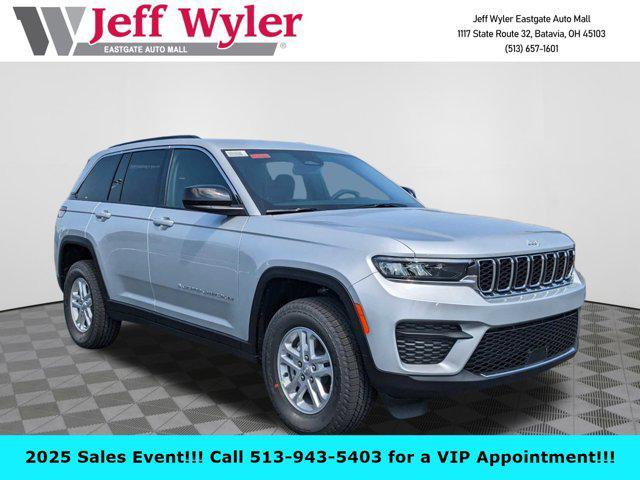 new 2024 Jeep Grand Cherokee car, priced at $40,228