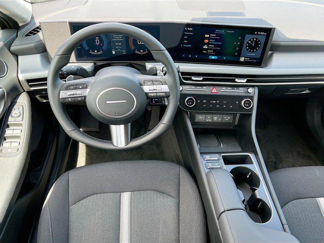 new 2025 Hyundai Sonata Hybrid car, priced at $32,468