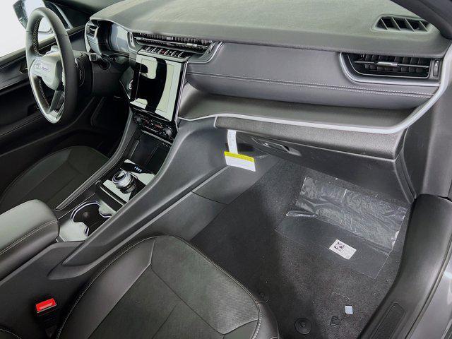 new 2025 Jeep Grand Cherokee car, priced at $41,208