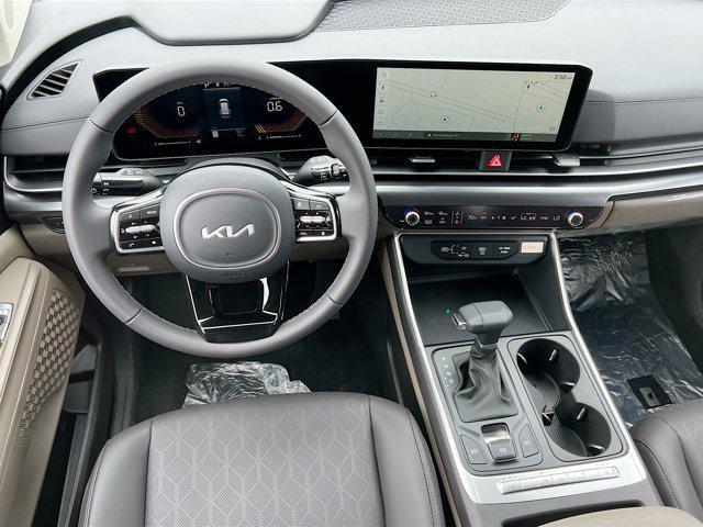 new 2026 Kia Carnival car, priced at $39,154