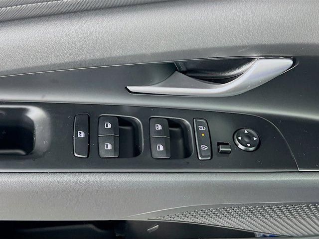 new 2025 Hyundai Elantra car, priced at $26,923