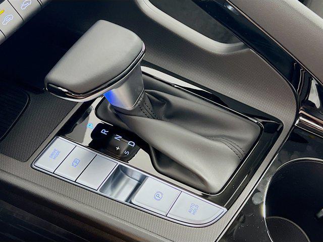 new 2025 Hyundai Elantra car, priced at $26,923
