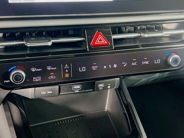 new 2025 Kia Niro car, priced at $30,341