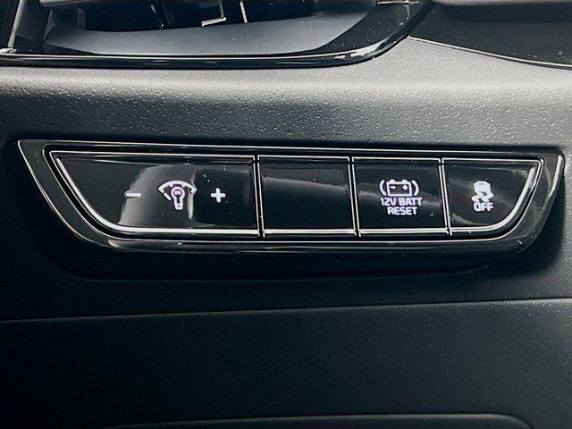 new 2025 Kia Niro car, priced at $30,341