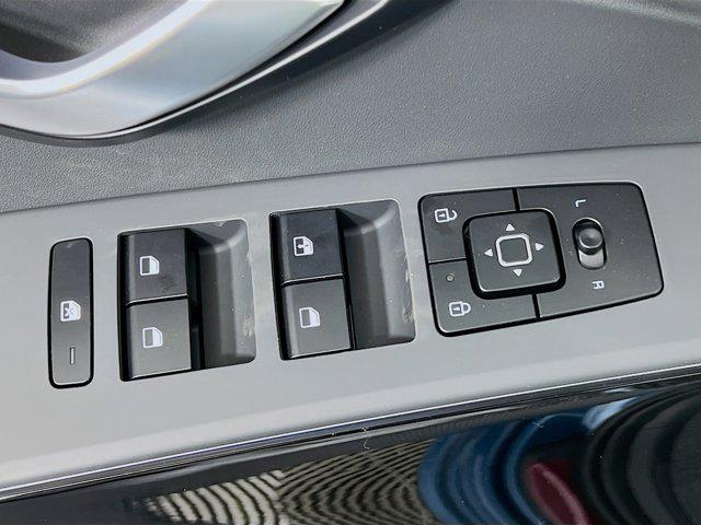 new 2025 Kia Niro car, priced at $30,341