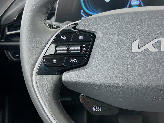 new 2025 Kia Niro car, priced at $30,341