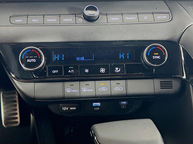 new 2025 Hyundai Elantra car, priced at $29,165