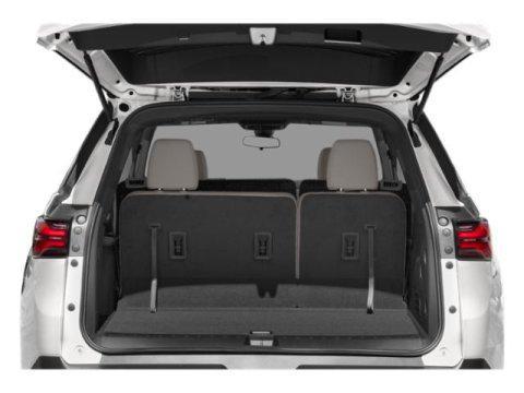 used 2022 Chevrolet Traverse car, priced at $33,981