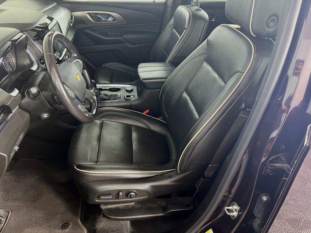 used 2022 Chevrolet Traverse car, priced at $34,147