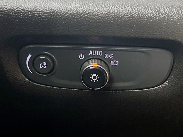 used 2022 Chevrolet Traverse car, priced at $34,147