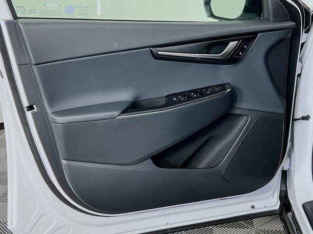 new 2025 Kia EV6 car, priced at $52,576