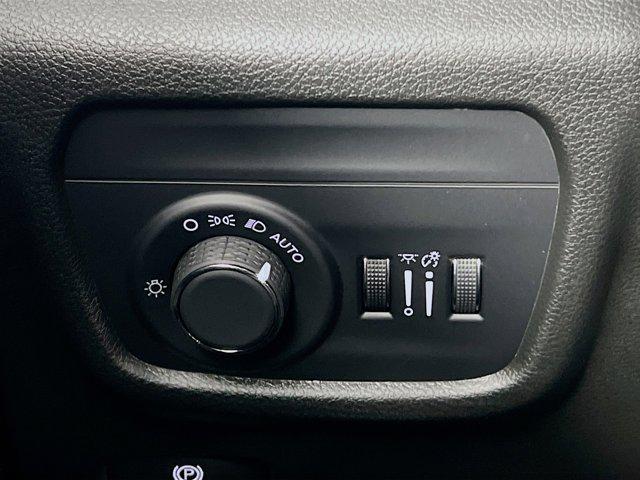 new 2025 Jeep Grand Cherokee L car, priced at $44,472