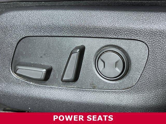 used 2024 Kia Carnival car, priced at $32,957