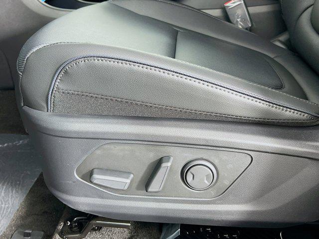 new 2025 Hyundai TUCSON Hybrid car, priced at $42,552