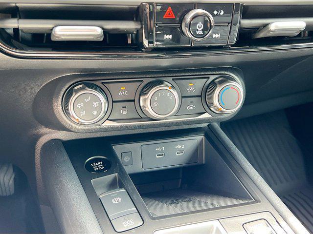 new 2025 Nissan Kicks car, priced at $23,604