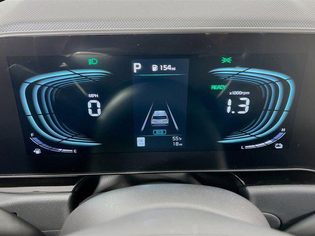 new 2025 Kia Niro car, priced at $29,935