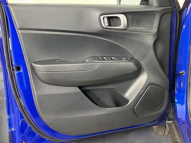 new 2025 Hyundai Venue car, priced at $24,295