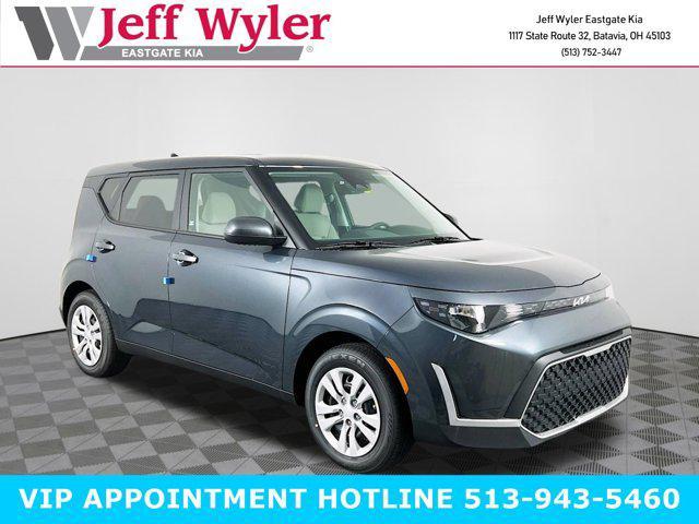 new 2025 Kia Soul car, priced at $20,957