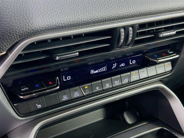 new 2025 Mazda CX-90 car, priced at $42,975