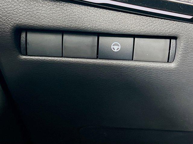 new 2025 Nissan Kicks car, priced at $29,512